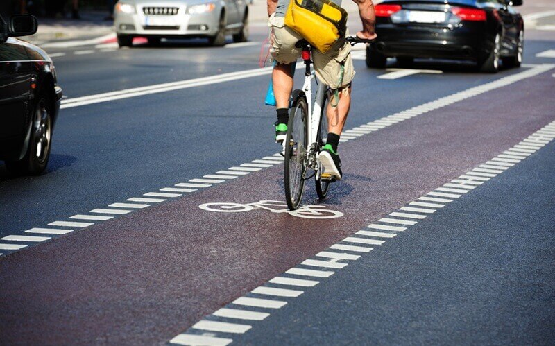 Mejorar la infraestructura urbana para favorecer el uso de bicicletas eléctricas